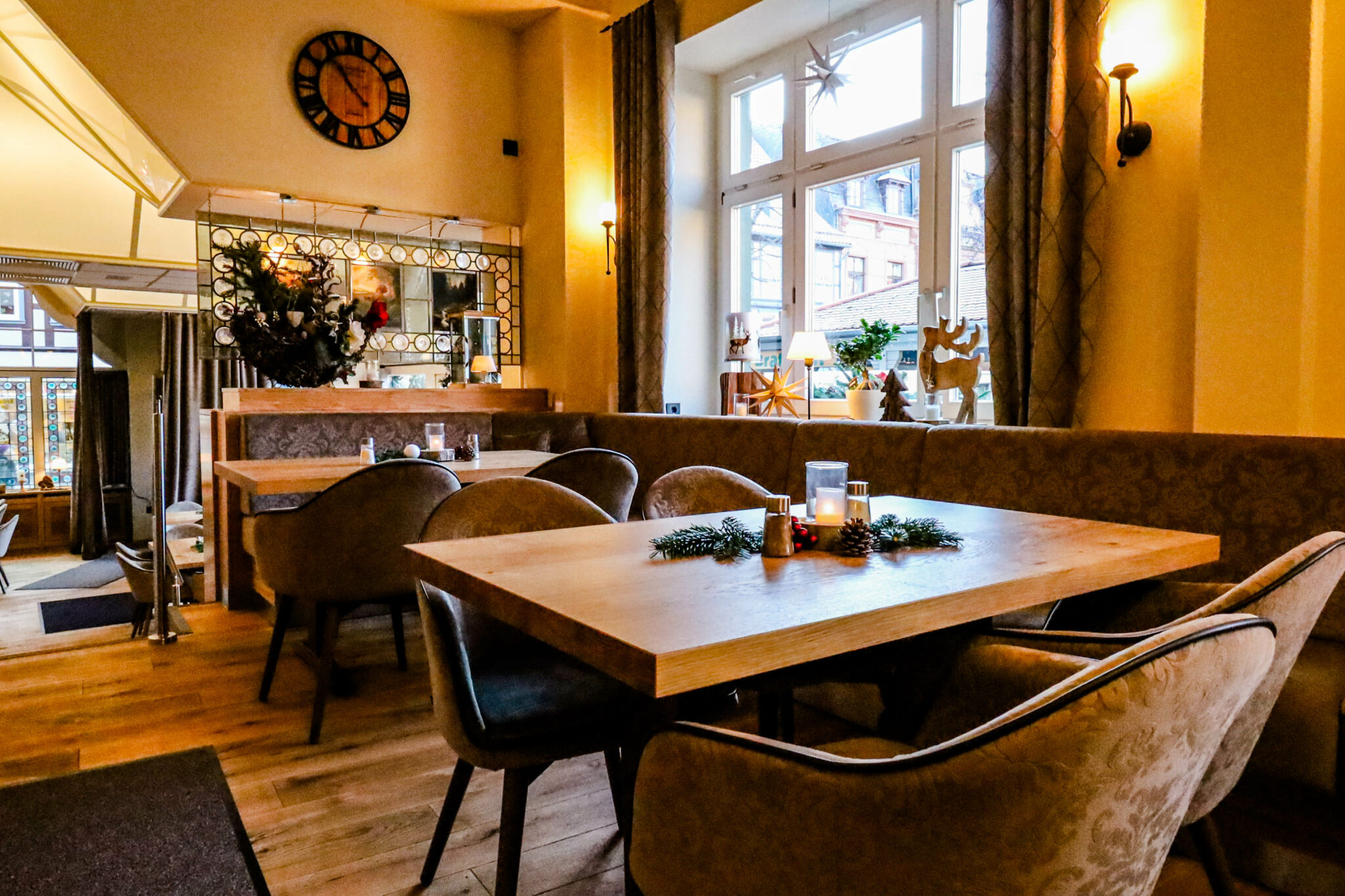 Hero Restaurant
